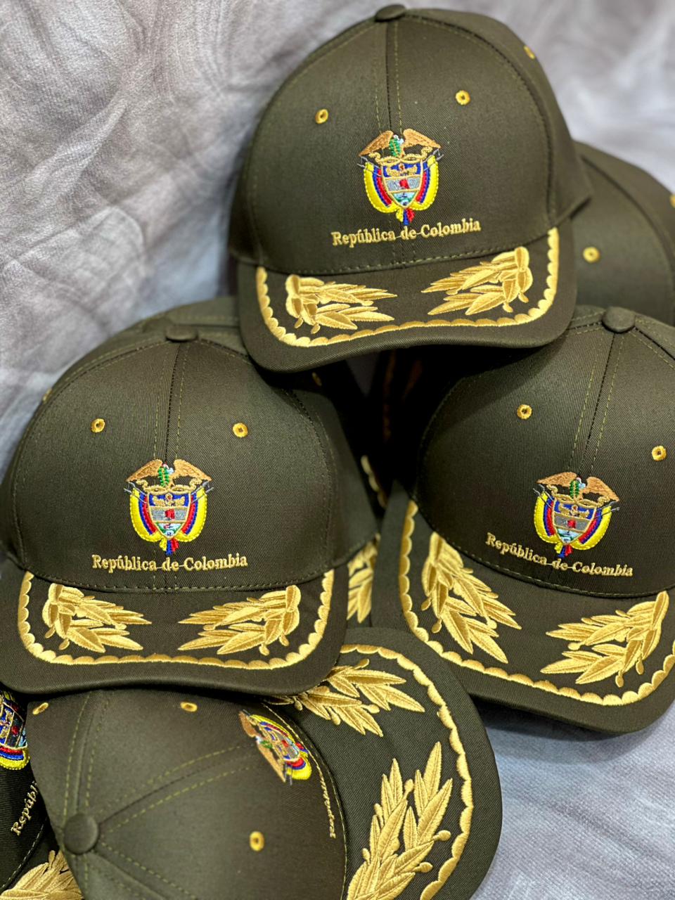 Gorra Colombia Dios y Patria - COLOR: Negro